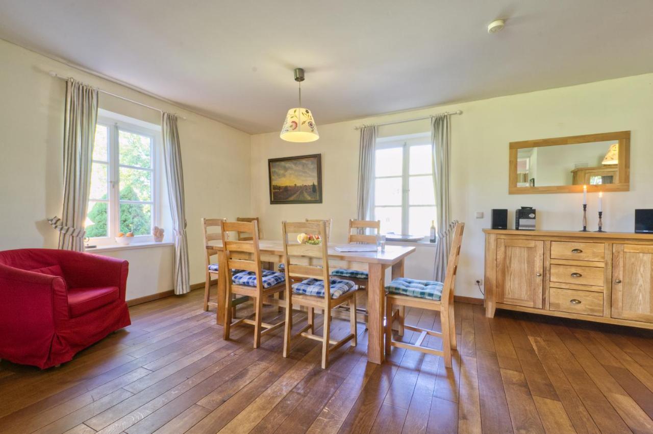 Reetdachhaus Mit Grossem Garten Und Kamin Marlow Esterno foto