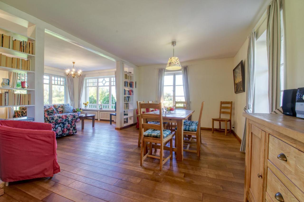 Reetdachhaus Mit Grossem Garten Und Kamin Marlow Esterno foto
